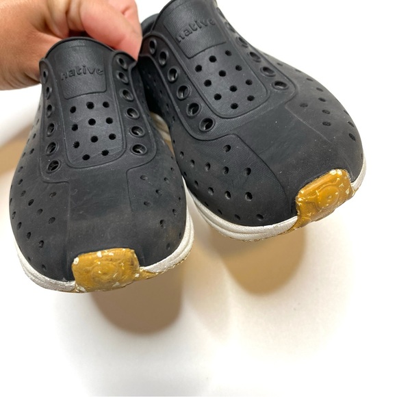 Native Robbie Sugarlite Slip On Sneakers Shoe Jiffy Black / Shell White Size C10 - Picture 4 of 10